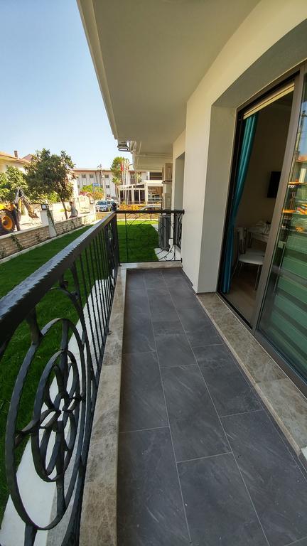 Arti̇M Apart Hotel Fethiye Exterior photo