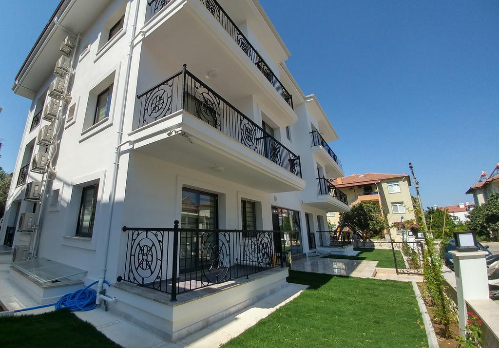 Arti̇M Apart Hotel Fethiye Exterior photo